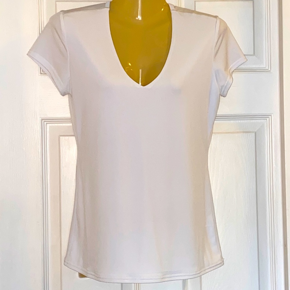 Grace tee Size Small